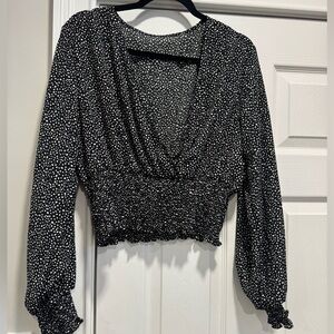 SHEIN Black and White Dotted Cropped Blouse